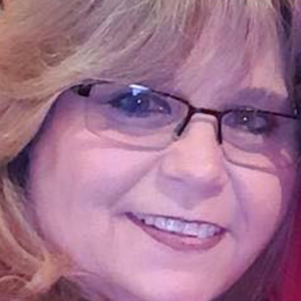 Meet your Posher, Bobbie